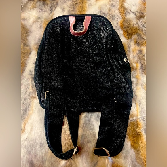 NWOT GUESS sparkling Penguin Backpack! Pink - Picture 4 of 7